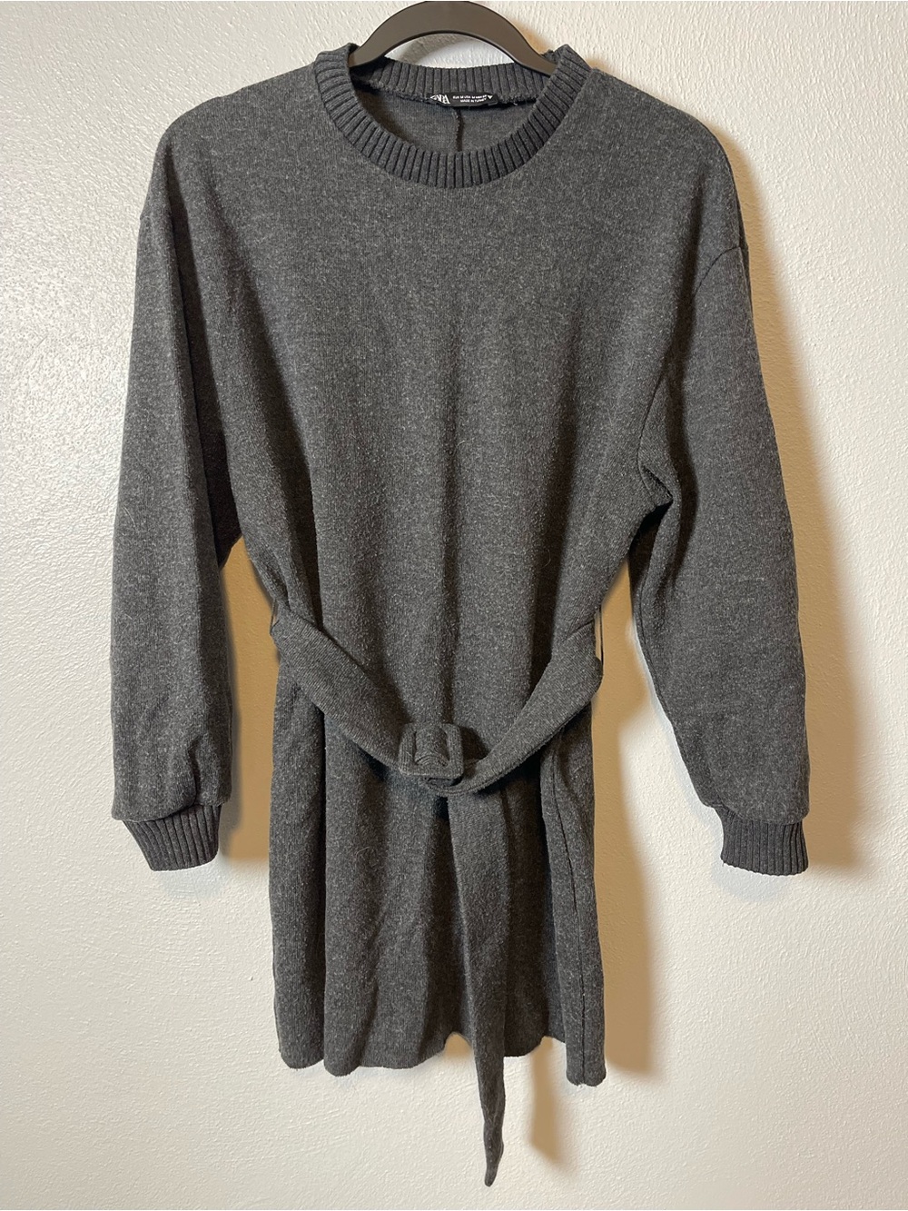 Zara- Crewneck Belted Knit Sweater Dress in Charcoal Gray Size Medium